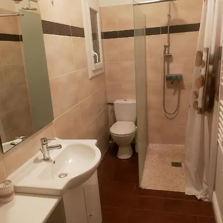 Daire T3 Proche Castillet